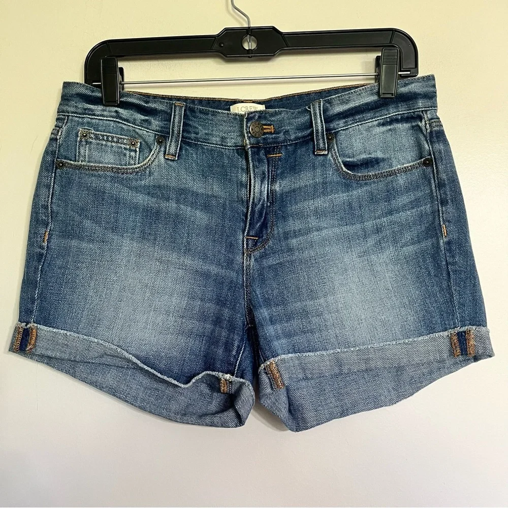 Woman’s J. Crew Cuffed Denim Jean Shorts Medium Wash Size 26‎